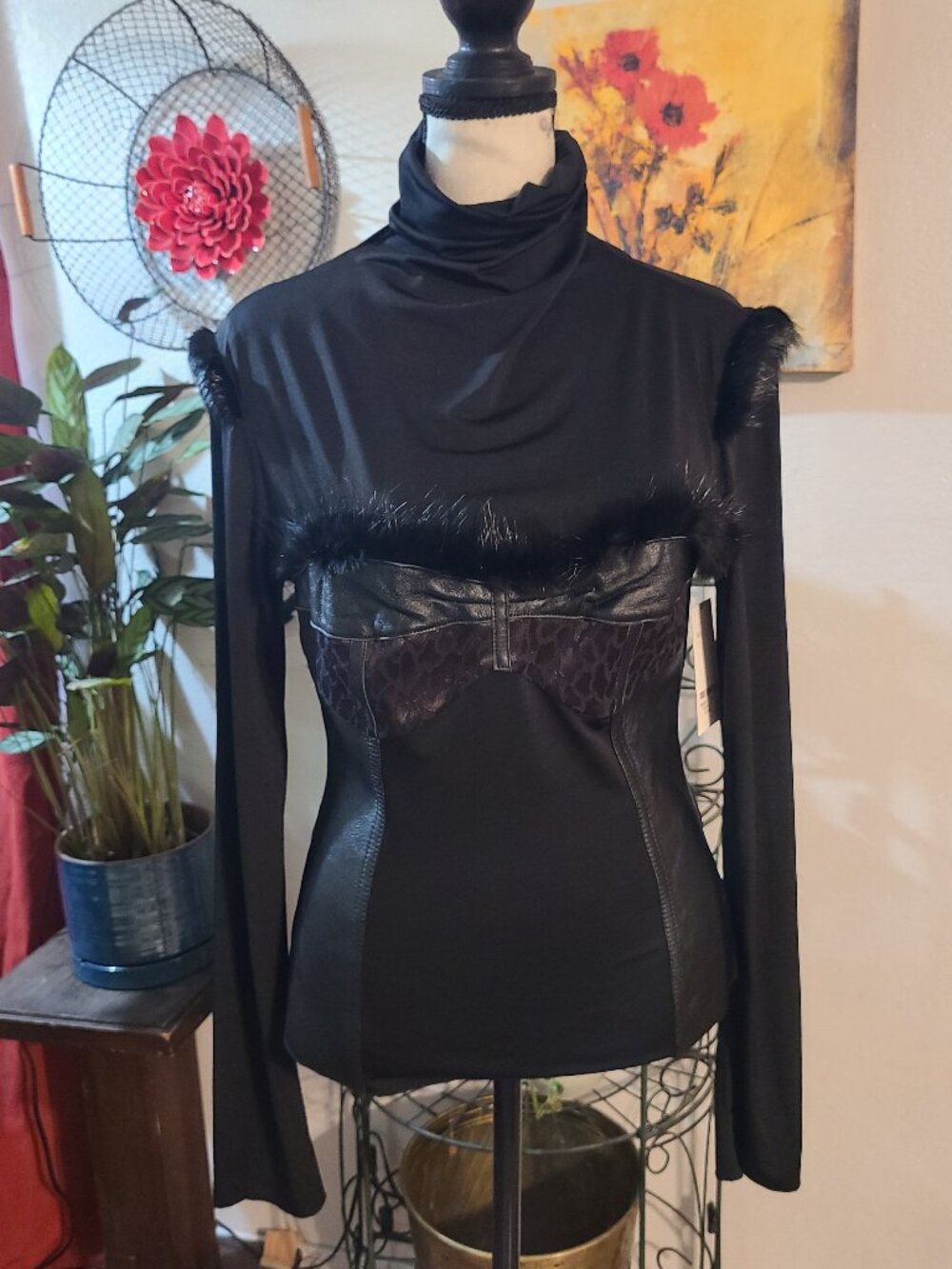 NWT Di Mare By Glamar Boutique Black LS Blouse Leopard Faux Leather Feather Trim